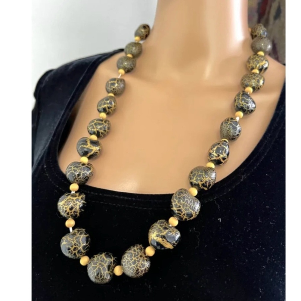 🎁🇨🇦Handmade multimedia long necklace-gold & black “lucky bean” shaped beads